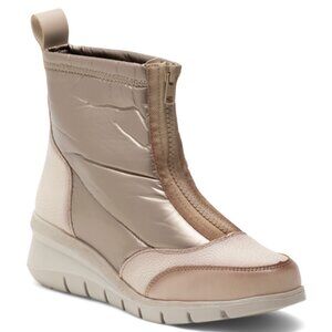 NEW ERIC MICHAEL Leather Pacific Booties in belge for women 1125 5m3